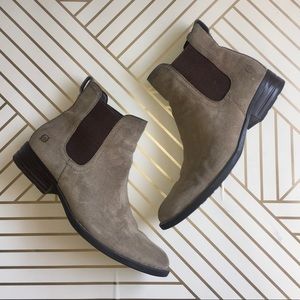 born casco boots black